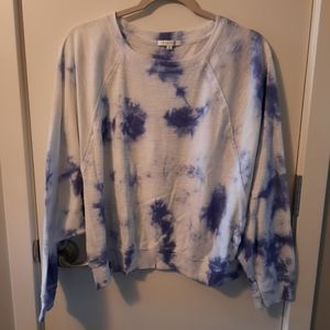 Batwing/long sleeve top